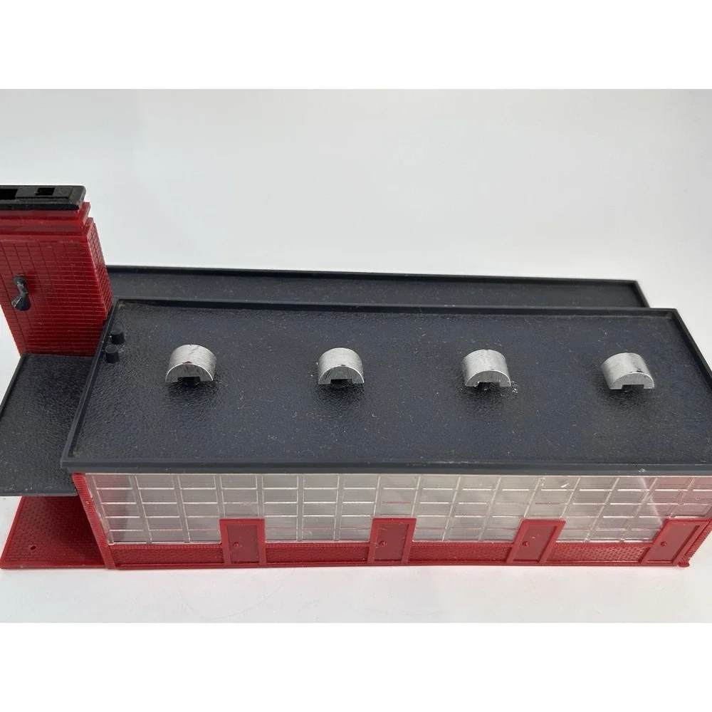 Vintage 1950s Aurora Aurtown School Ho Scale Building